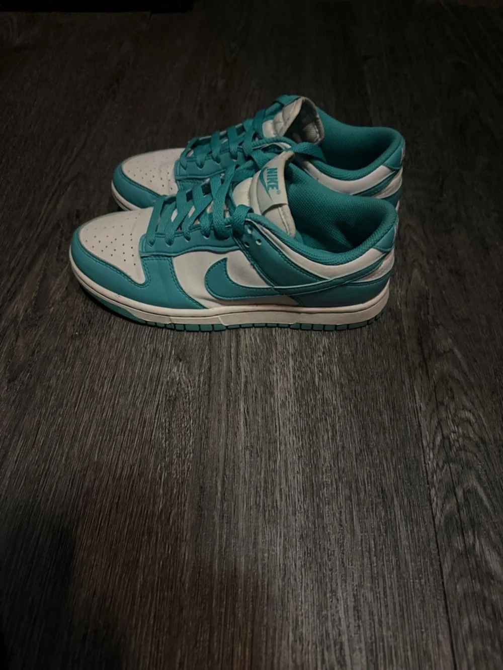 Nike Teal and White Low-Top Sneakers - Picture 2 of 5